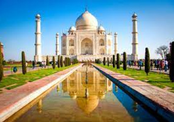 Taj Mahal: A Train Journey through History and Romance